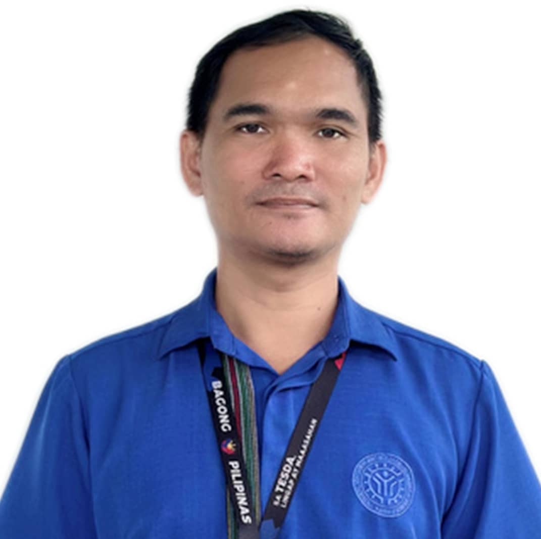CARLOS D. MOLA, LPT